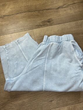 aerie Pale Blue Woman’s Barrel Sweatpants